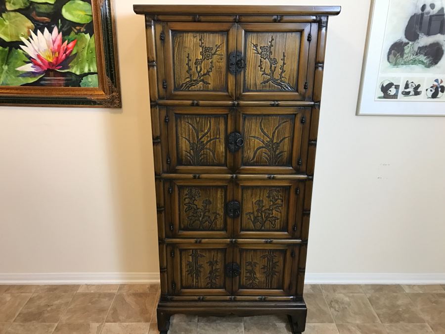 Wooden Chinoiserie 4-Drawer Cabinet Great For A Bar [Photo 1]