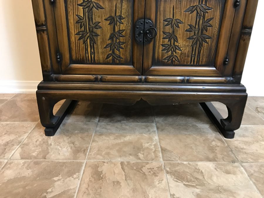 Wooden Chinoiserie 4-Drawer Cabinet Great For A Bar [Photo 8]