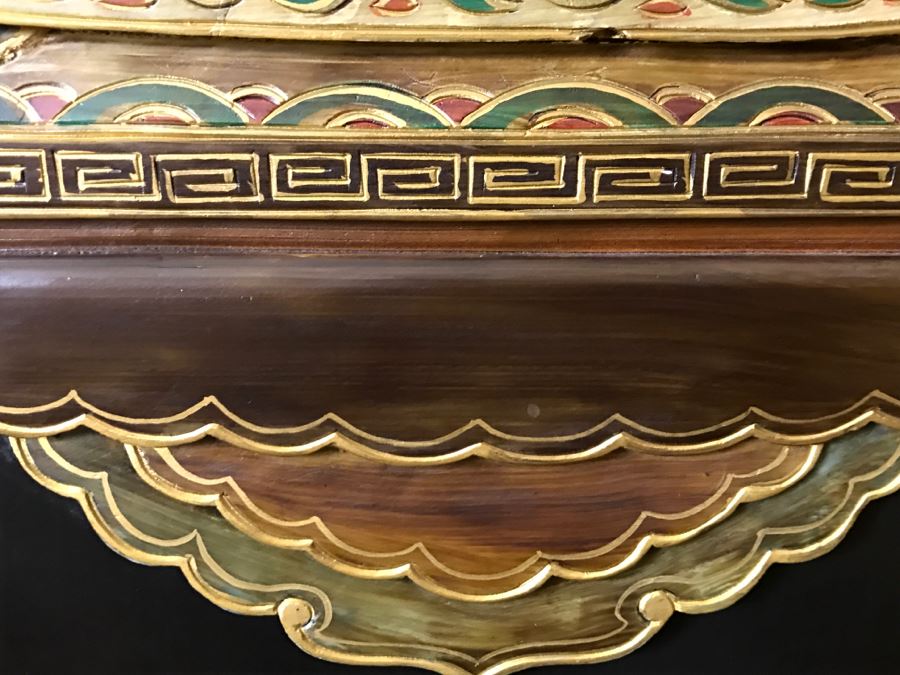 Chinese Wooden Relief Carved And Hand Painted Wall Hanging Artwork Of Emperor [Photo 12]