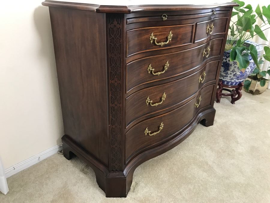 Mastercraft Interiors Bowfront Chest Of Drawers Dresser [Photo 6]