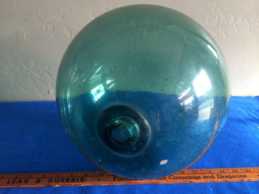 Large Handblown Fishing Net Float [Photo 2]