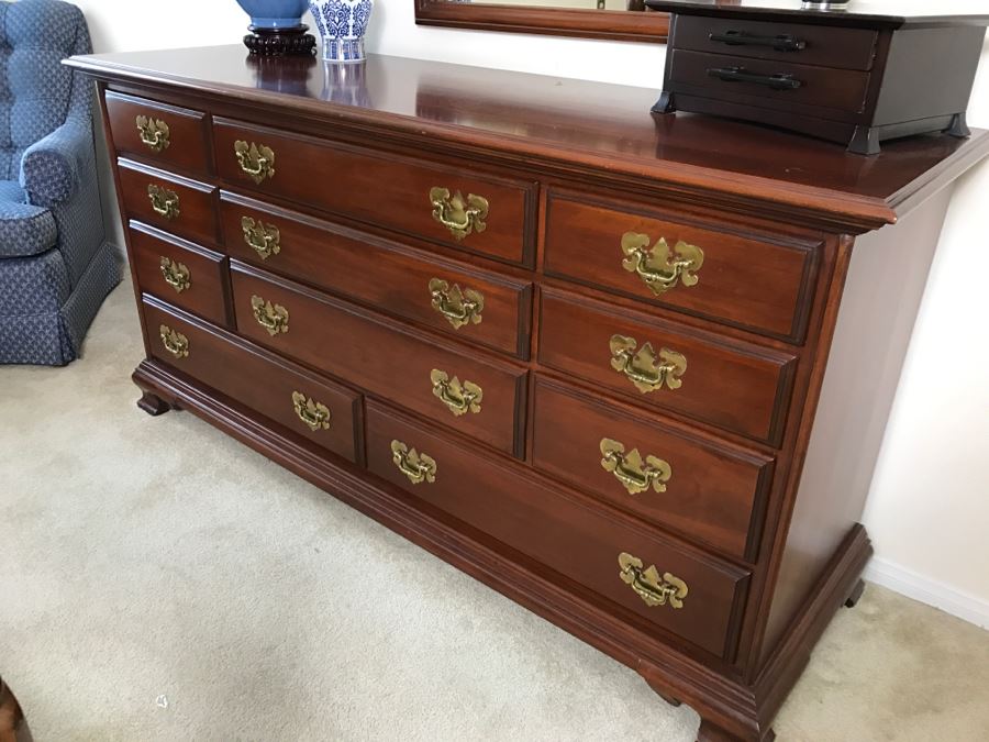 Harden 11-drawer Chest Of Drawers Dresser