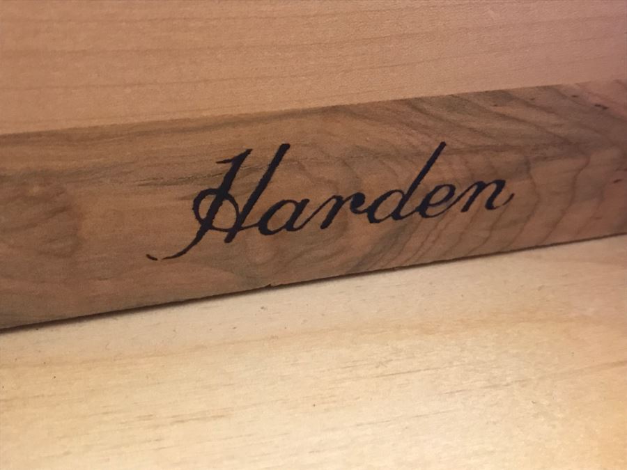 Harden 11-Drawer Chest Of Drawers Dresser [Photo 10]