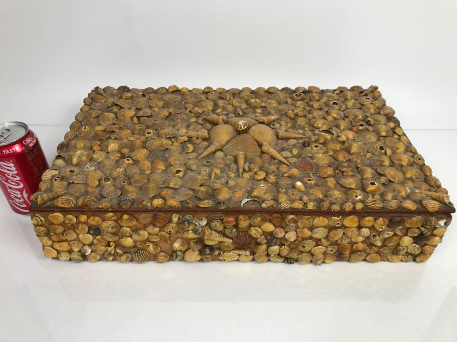 Vintage Seashell Box [Photo 1]