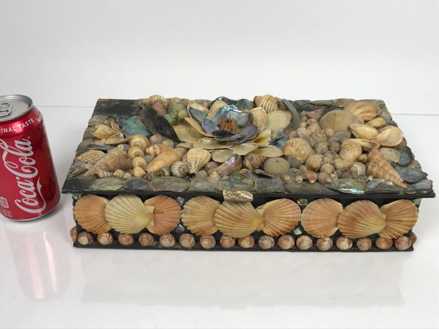 Vintage Seashell Box [Photo 1]
