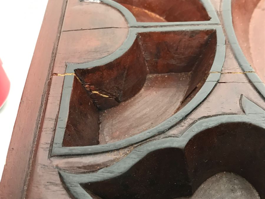 Chinese Carved Wood Yin Yang Divided Box [Photo 24]