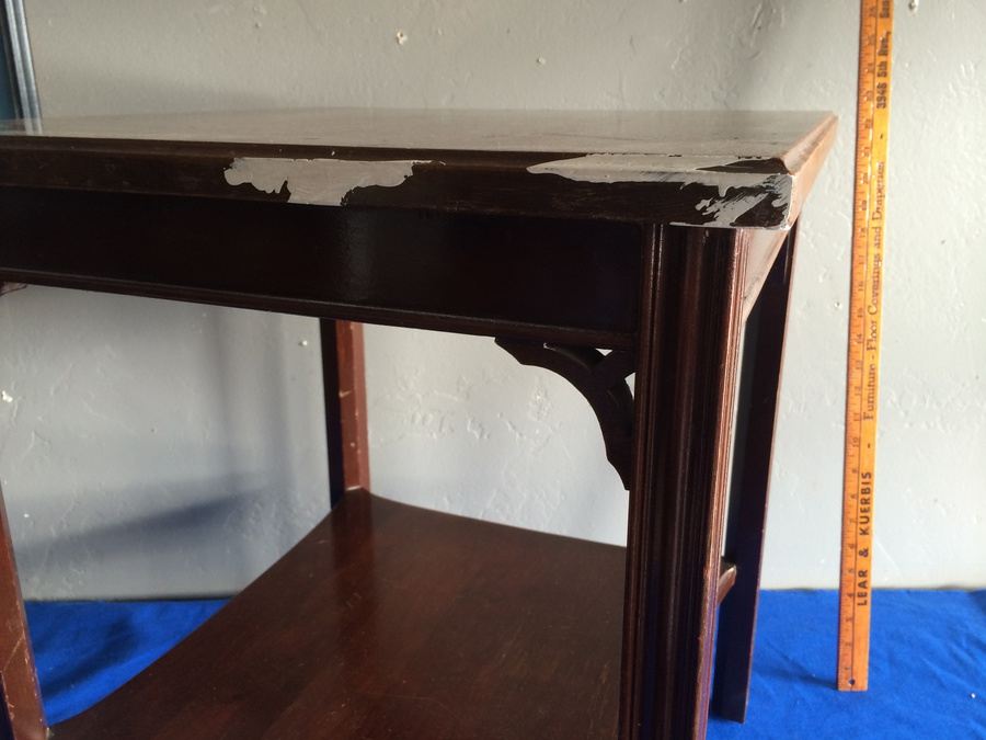 Two-Tier End Table [Photo 5]