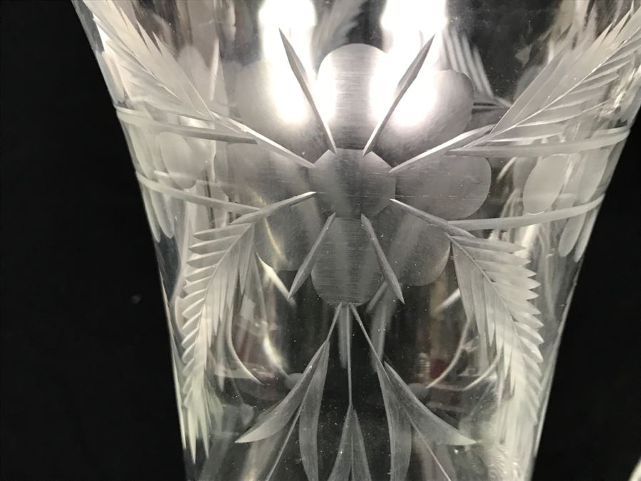 Pair Of Crystal Vases [Photo 7]