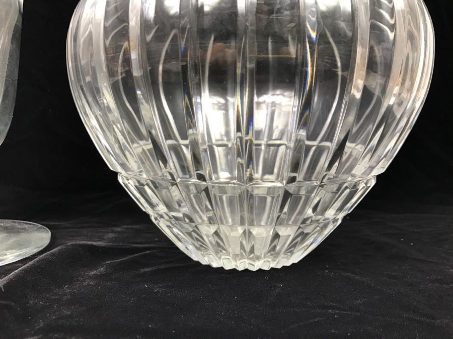 Pair Of Crystal Vases [Photo 3]