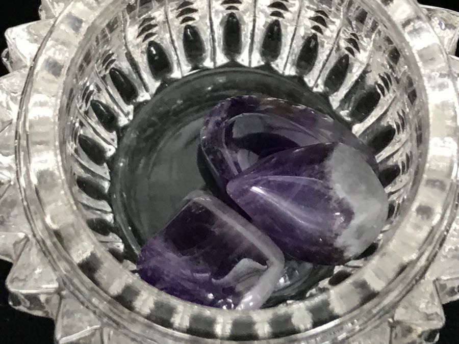 Glass Trinket Box With Repoussé Sterling Silver Lid [Photo 10]