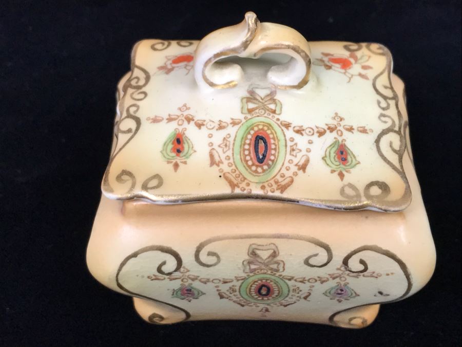 Vintage Round Lidded Trinket Jewelry Box, Limoges France Candlestick And Hand Painted Trinket Box [Photo 17]
