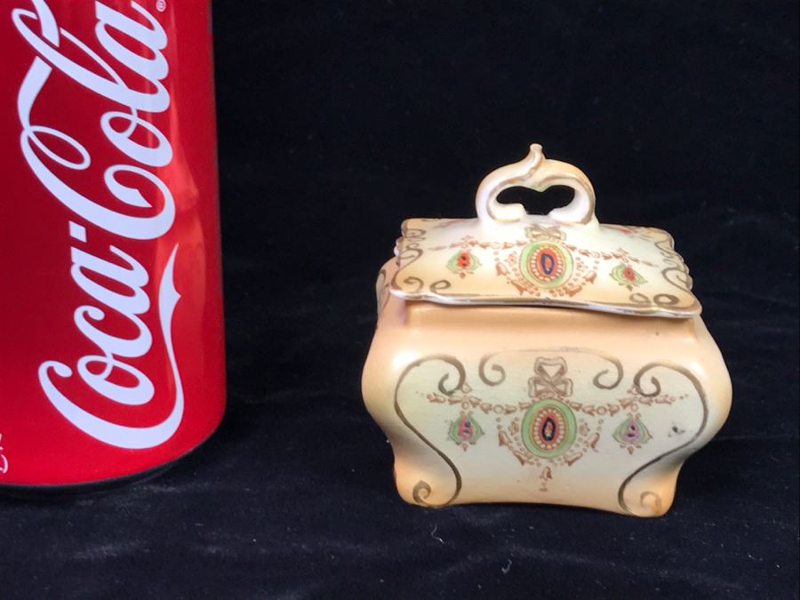 Vintage Round Lidded Trinket Jewelry Box, Limoges France Candlestick And Hand Painted Trinket Box [Photo 16]