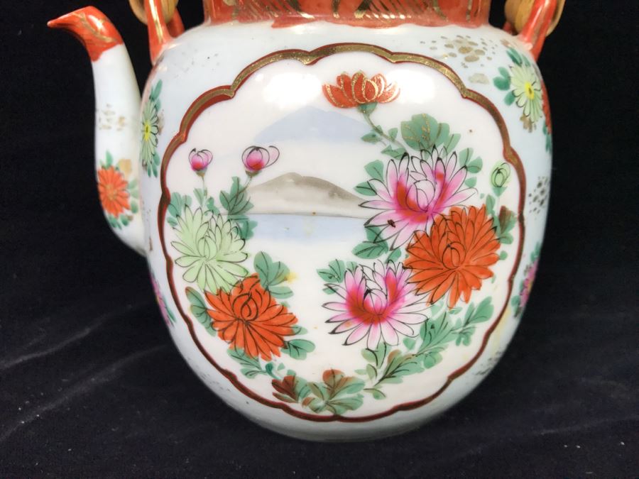 Vintage Asian Teapot [Photo 2]