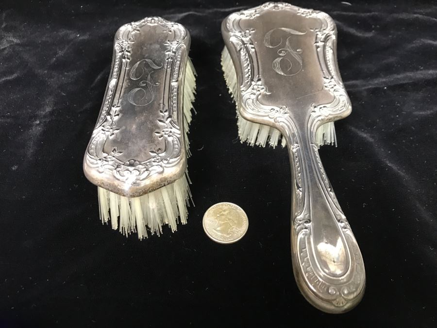 Pair Of Vintage GORHAM Sterling Silver Brushes 242g [Photo 3]