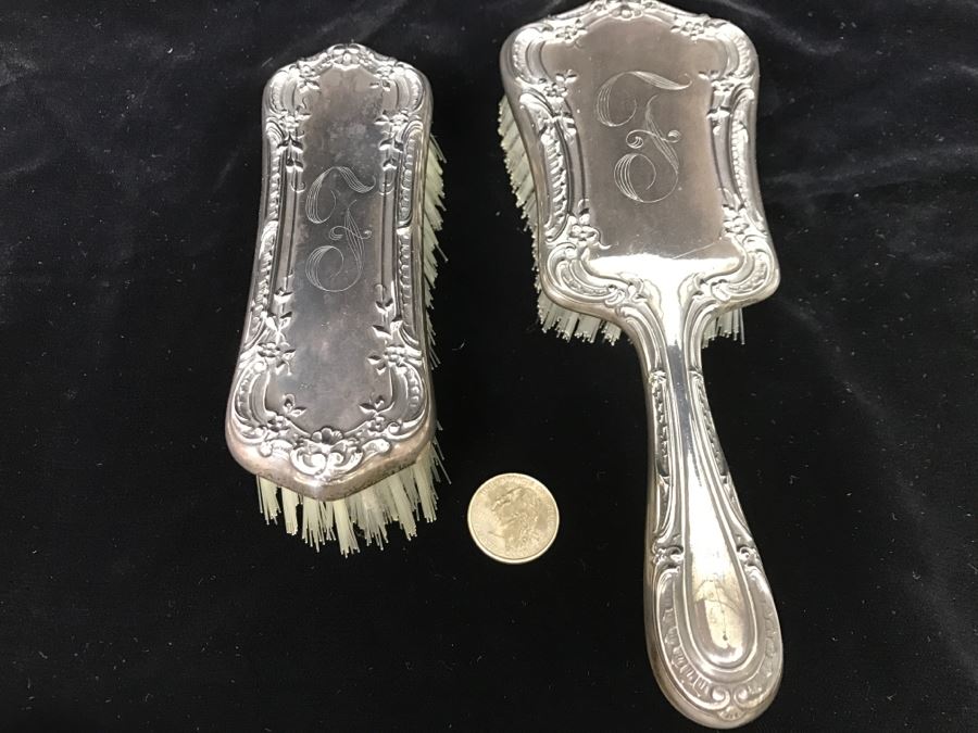 Pair Of Vintage GORHAM Sterling Silver Brushes 242g [Photo 2]