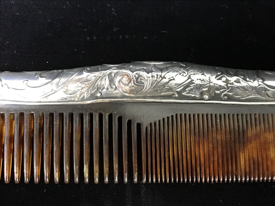 Vintage Comb With Chased Sterling Silver Handle 41g Total Weight [Photo 3]