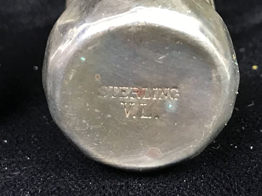 Set Of (5) Sterling Silver Salt Shakers Signed V.L. 18.7g Empty [Photo 3]