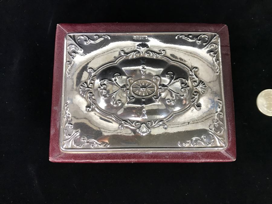 Box With 999 Repoussé Silver Top [Photo 2]