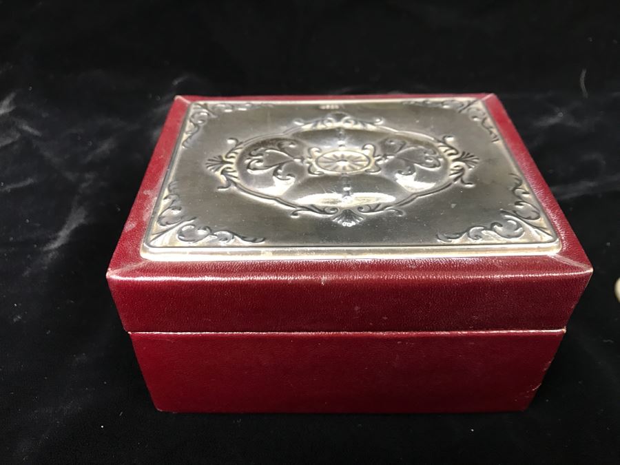 Box With 999 Repoussé Silver Top [Photo 3]