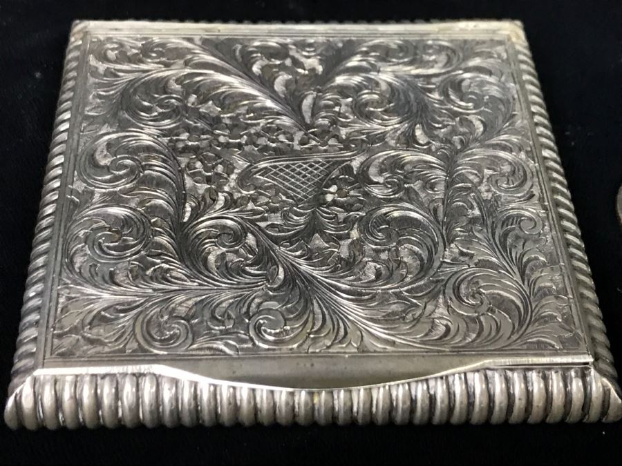 Vintage Chased 800 Silver Compact Case 90.5g [Photo 3]