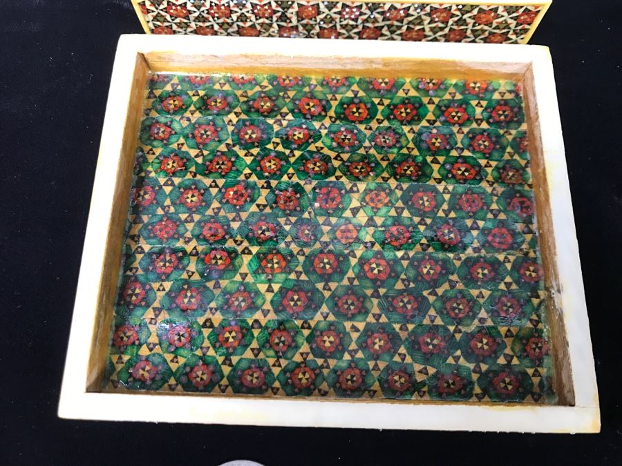 Detailed Inlaid Rectangular Box And Carved Round Wooden Trinket Box [Photo 12]