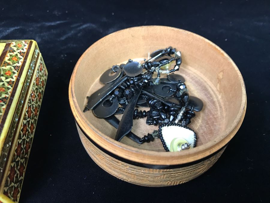 Detailed Inlaid Rectangular Box And Carved Round Wooden Trinket Box [Photo 17]