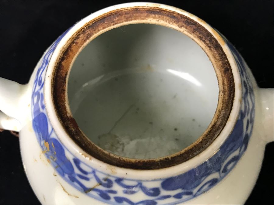 Vintage Chinese Teapot [Photo 12]