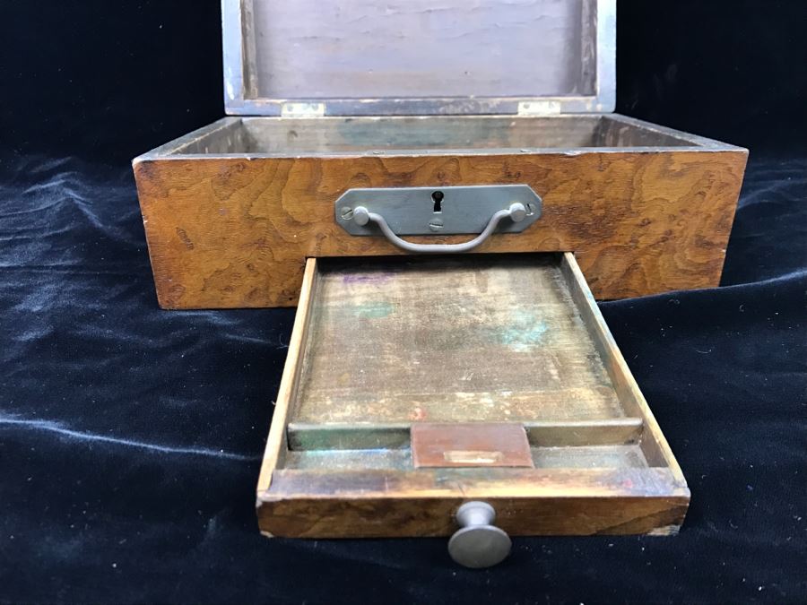 Antique Wooden Walnut Lock Box [Photo 9]