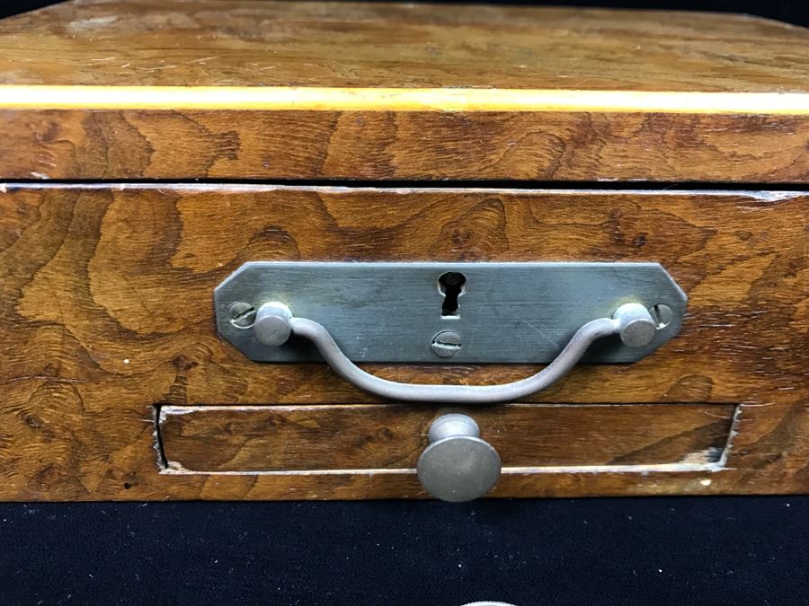 Antique Wooden Walnut Lock Box [Photo 5]