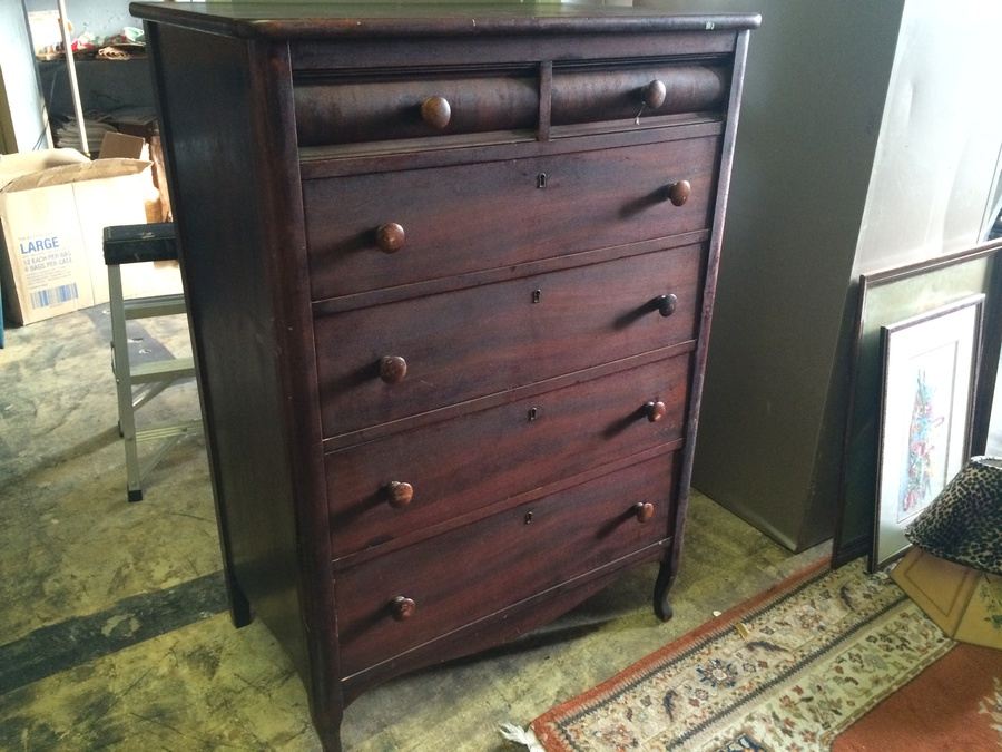 Vintage Mahagony? Dresser