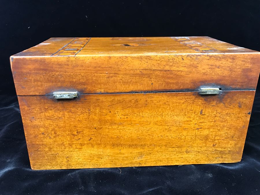 Stunning Antique Inlaid Wooden Tea Box With Geometric Patterns [Photo 12]