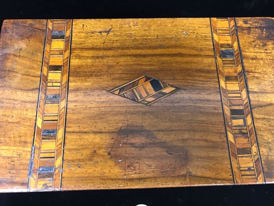 Stunning Antique Inlaid Wooden Tea Box With Geometric Patterns [Photo 8]