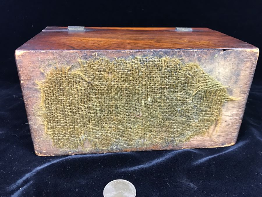 Antique Wooden Tea Box [Photo 7]