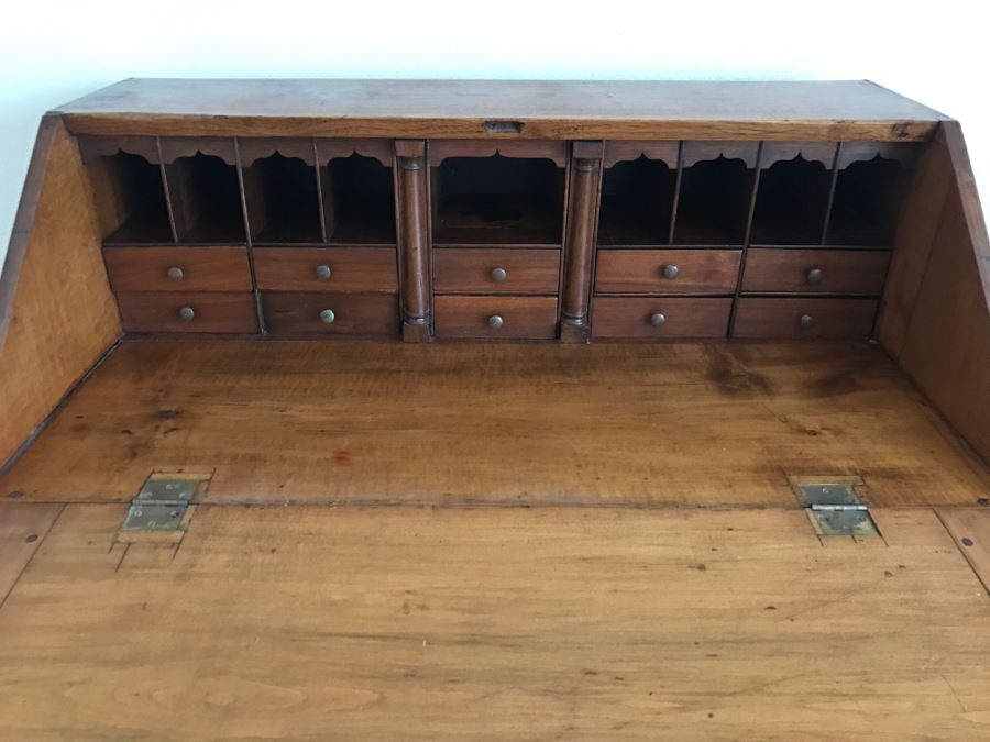 Antique 1750-1760 Handmade Inlaid Maple And Walnut Slant Lid Desk With Multiple Drawers Desk Chippendale Period From Boston Salem Area Of MA [Photo 9]