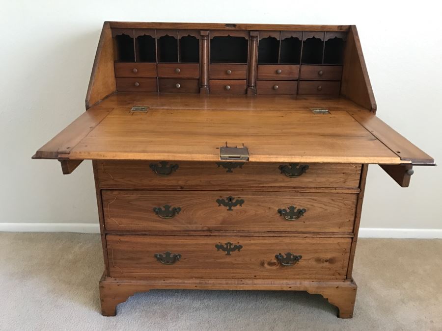 Antique 1750-1760 Handmade Inlaid Maple And Walnut Slant Lid Desk With Multiple Drawers Desk Chippendale Period From Boston Salem Area Of MA [Photo 7]