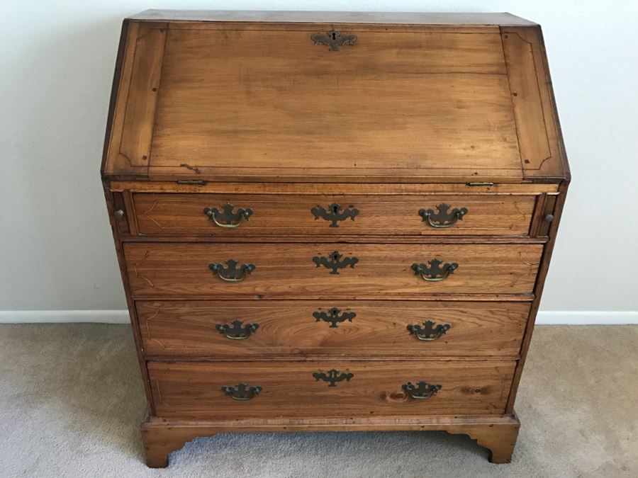 Antique 1750-1760 Handmade Inlaid Maple And Walnut Slant Lid Desk With Multiple Drawers Desk Chippendale Period From Boston Salem Area Of MA [Photo 4]