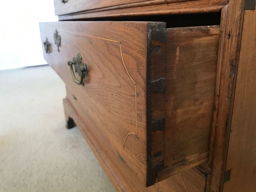 Antique 1750-1760 Handmade Inlaid Maple And Walnut Slant Lid Desk With Multiple Drawers Desk Chippendale Period From Boston Salem Area Of MA [Photo 17]