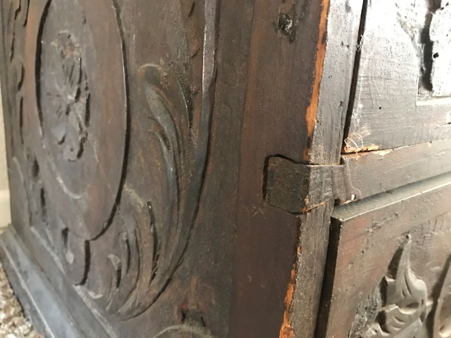 Incredible Antique East Coast Sailor's Chest Hand Carved Throughout With Old Ship On Front And Large Whale On Top Needs Some TLC [Photo 27]