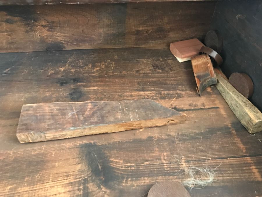 Incredible Antique East Coast Sailor's Chest Hand Carved Throughout With Old Ship On Front And Large Whale On Top Needs Some TLC [Photo 26]