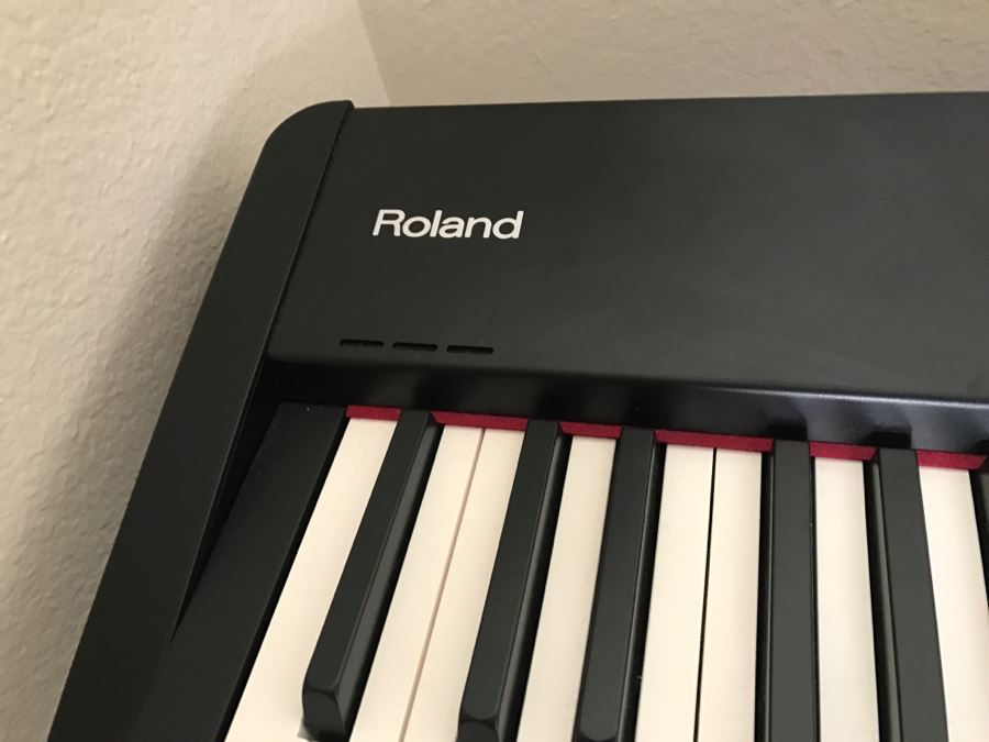 Roland FP-4 Digital Piano With Original Box , On Stage Stands Stand, Portable Bench And (2) Portable Music Stands [Photo 7]