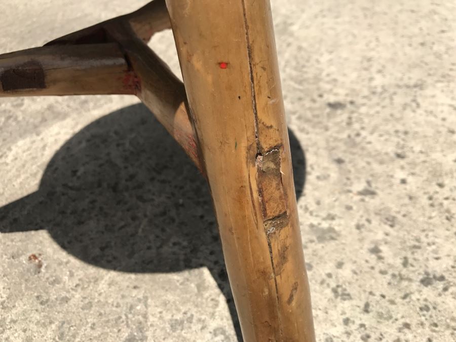 Primitive Wooden 3 Leg Stool [Photo 10]