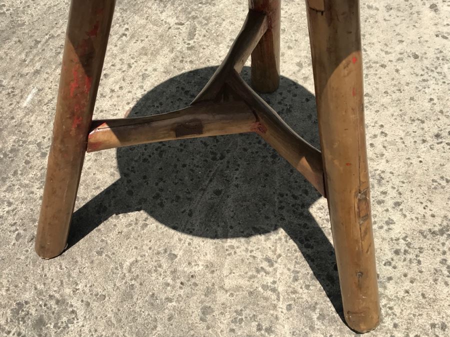 Primitive Wooden 3 Leg Stool [Photo 6]