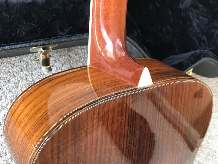 Like New Jean Larrivée Guitar Model OM-10 Rosewood/Sitka With Mother Of Pearl Inlay And Hard Case Made In California, USA Retails For $4,324 [Photo 19]