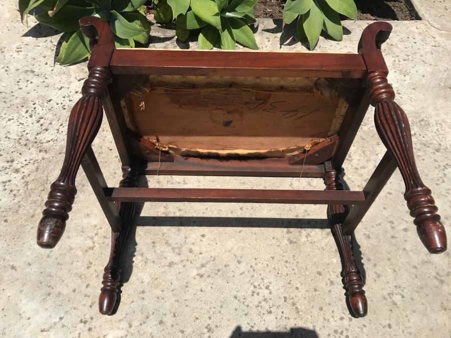 Vintage Bench Stool [Photo 7]