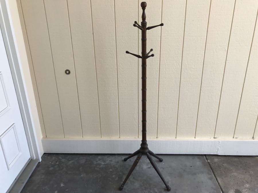 Vintage Wooden Coat Rack [Photo 1]