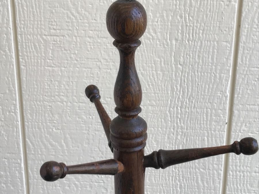 Vintage Wooden Coat Rack [Photo 2]