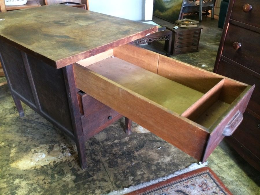 Vintage Belgium Butcher Block [Photo 3]