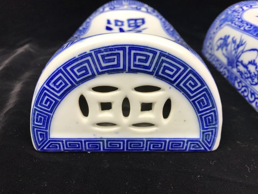 Pair Of Signed Chinese Porcelain Pillows Blue And White [Photo 9]
