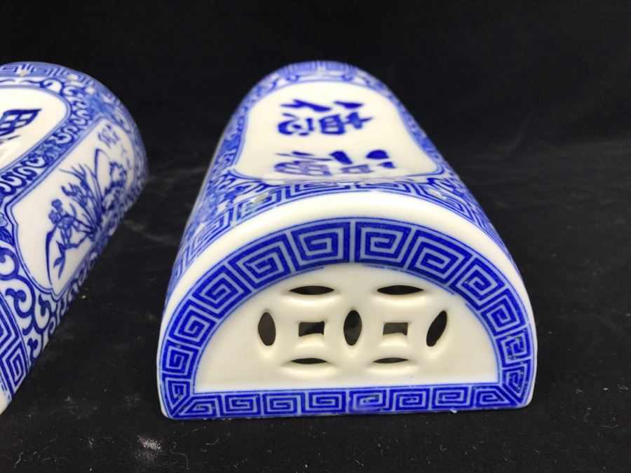 Pair Of Signed Chinese Porcelain Pillows Blue And White [Photo 10]