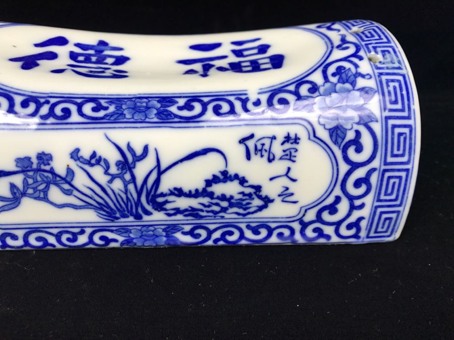 Pair Of Signed Chinese Porcelain Pillows Blue And White [Photo 17]